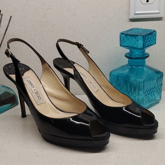 JIMMY CHOO patent leather pumps (sz 8.5) - Picture 1 of 10
